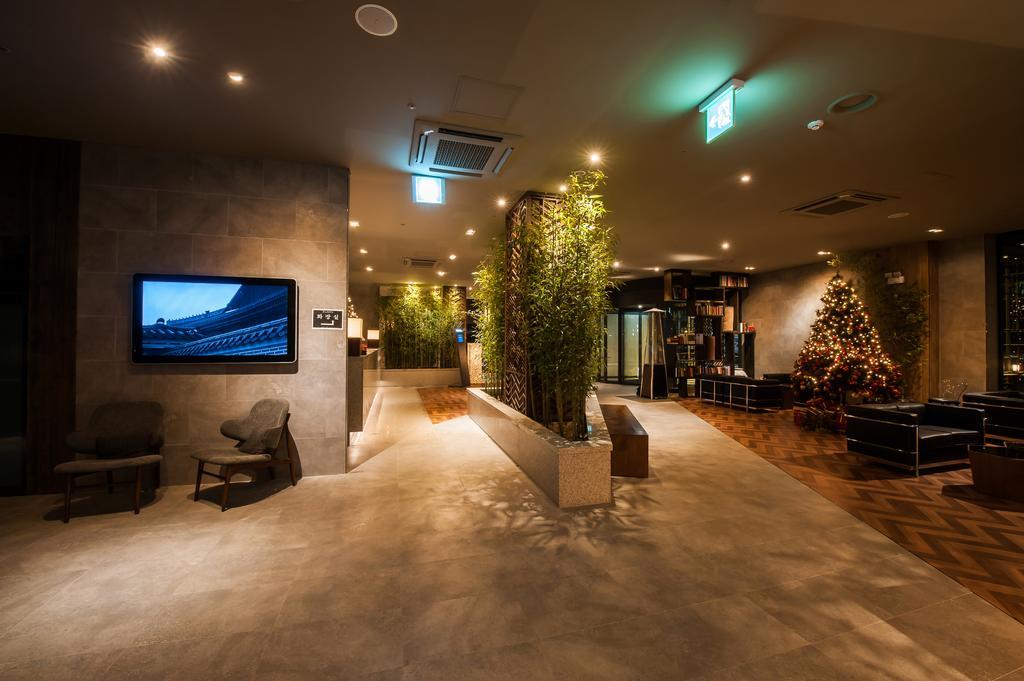 Laon Convention Hotel Daejeon Exteriör bild