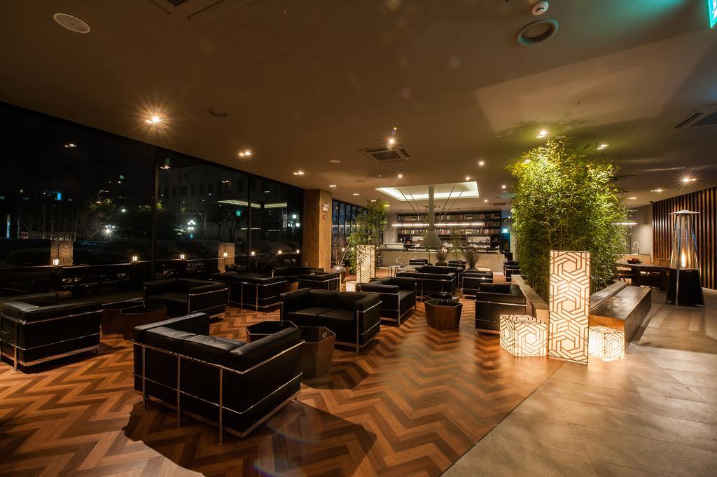 Laon Convention Hotel Daejeon Exteriör bild