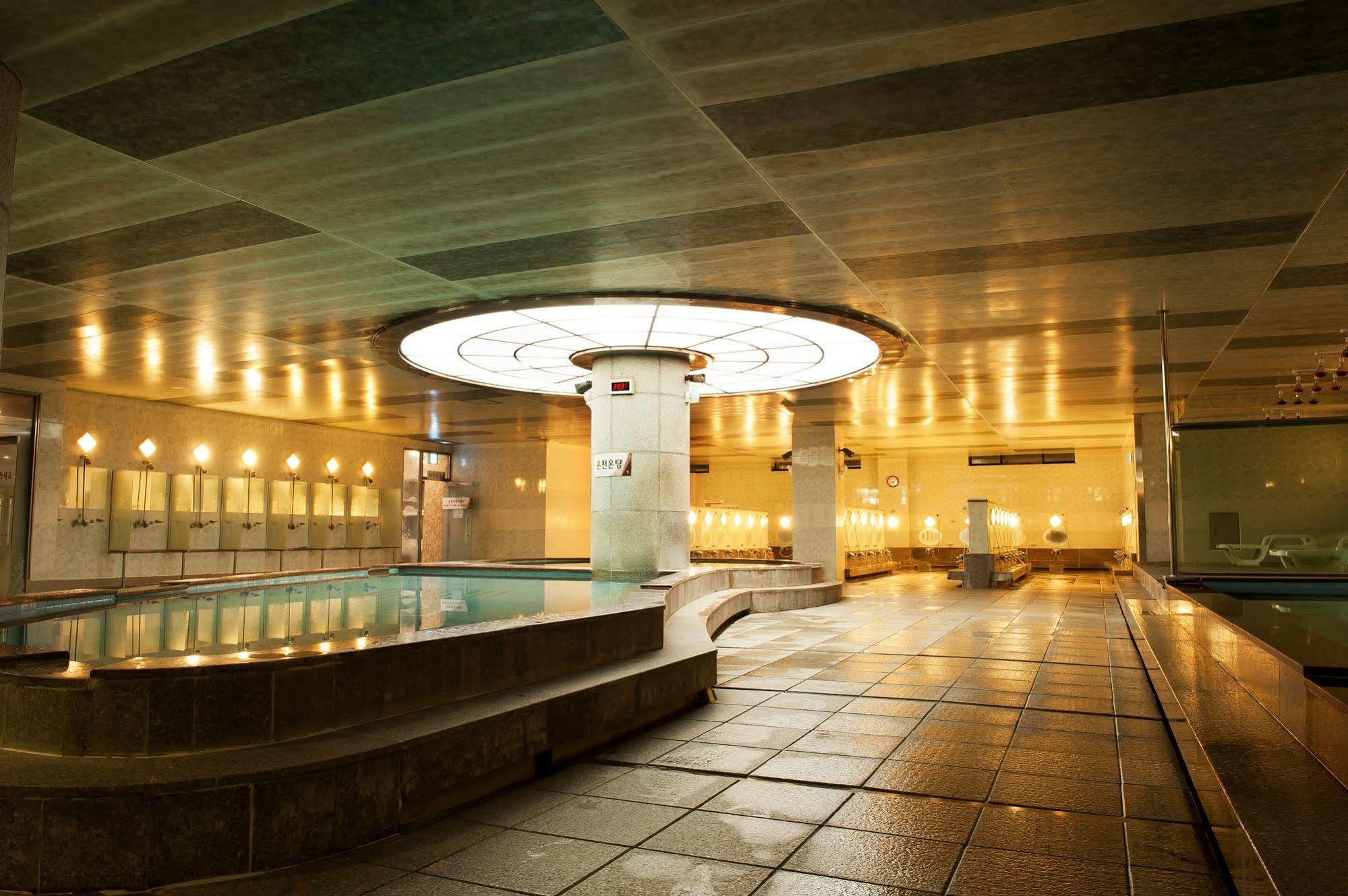 Laon Convention Hotel Daejeon Exteriör bild